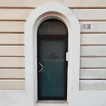 Marine Place Apartment *