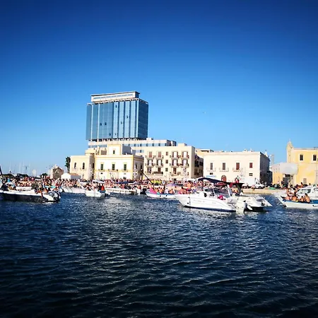 Marine Place *