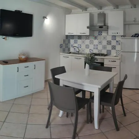Apartment Marine Place Gallipoli